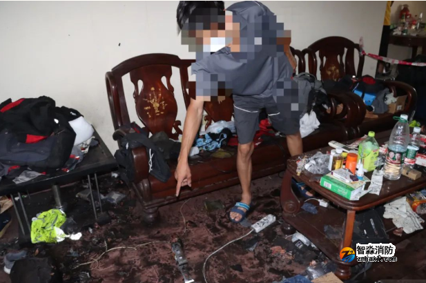 電動(dòng)自行車違規(guī)充電起火的罪與罰！